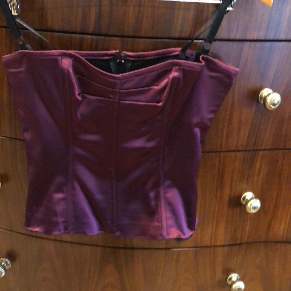 Halter top - Picture 4 of 5